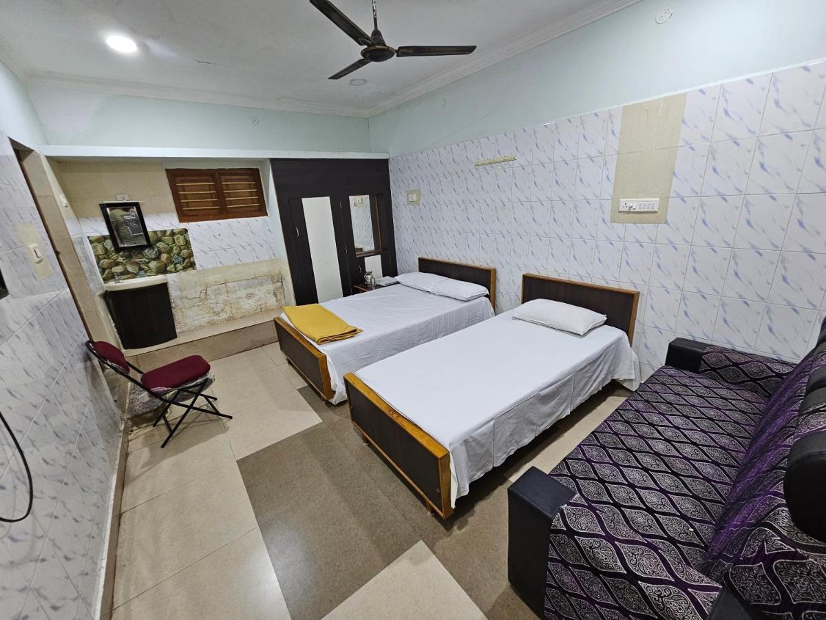 Arunachala Guest House Vriddhachalam エクステリア 写真